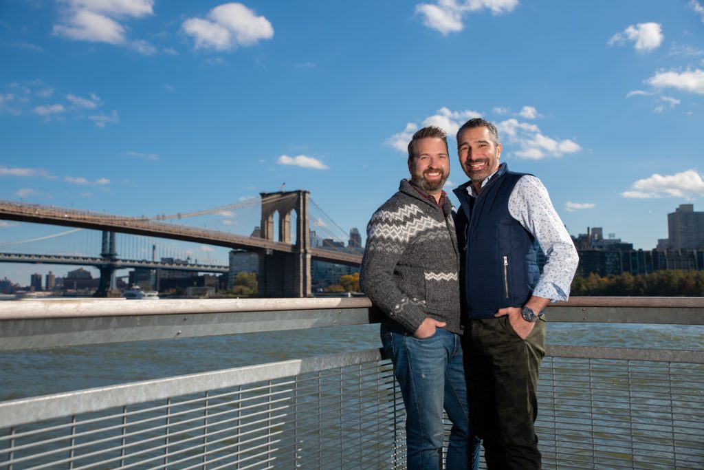 wedding couple in Brooklyn bridge